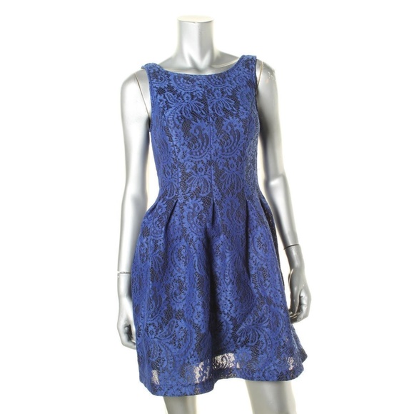 Mystic Blue Lace Scoop Back Party Dress Sz S - Picture 1 of 2